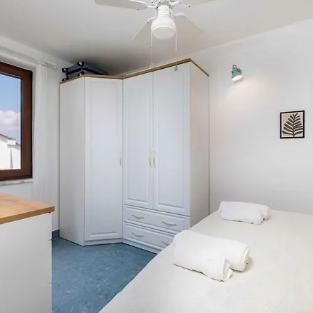 Apartament In - Insel Krk 53342 Vantacici